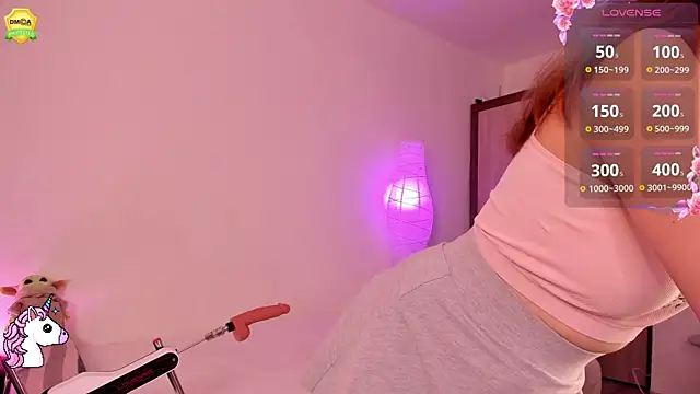 EvaUniporn online show from September 21, 2:05 pm