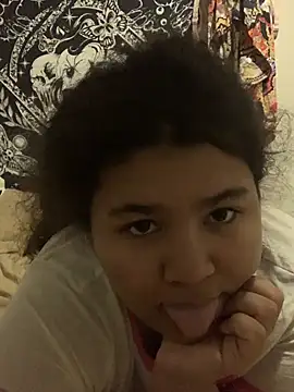 KittyLoroi online show from November 7, 5:02 am