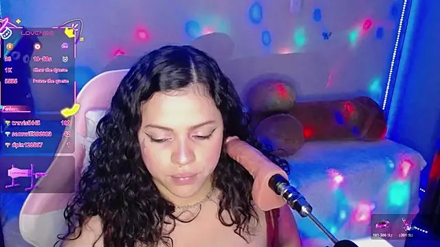 kim saenz20 online show from June 6, 7:03 am