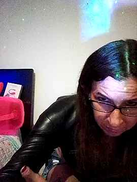 Snapshot of Cameron_puppy chatting on September 14, 3:37 am Cameron puppy online show from September 14, 3:37 am