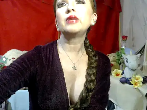 Snapshot of hottieperla chatting on October 10, 8:14 pm hottieperla online show from October 10, 8:14 pm