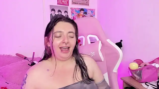 Sachi Meow online show from February 1, 5:44 pm