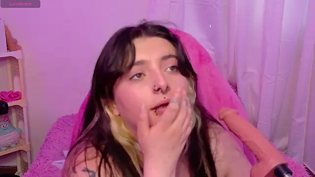 Sachi Meow online show from June 24, 7:46 pm
