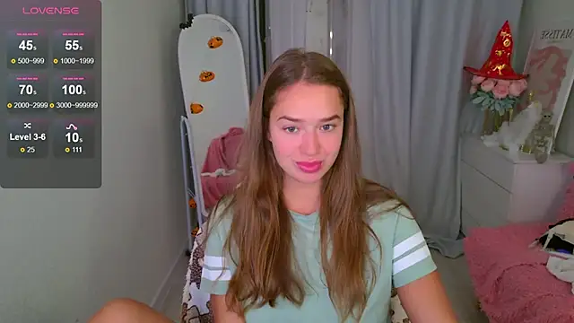 LovelyJessie online show from October 25, 2:03 pm