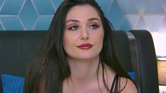 KassieWeins online show from December 14, 9:09 pm