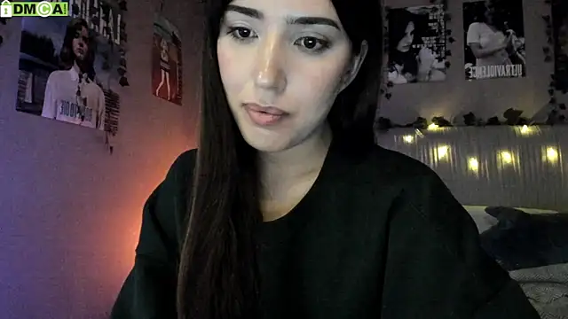 Snapshot of Anisawithlove chatting on October 6, 7:47 am Anisawithlove online show from October 6, 7:47 am