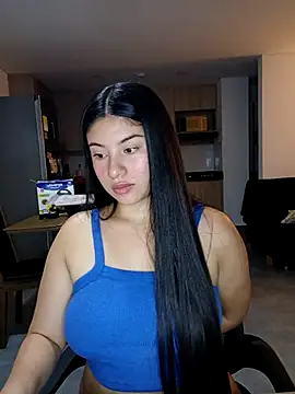 Snapshot of tara20_ chatting on October 13, 5:54 am tara20 online show from October 13, 5:54 am