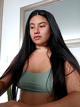 Snapshot of tara20_ chatting on October 8, 7:51 pm tara20 online show from October 8, 7:51 pm