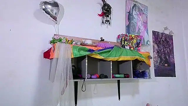 kitty22  online show from August 5, 3:07 pm