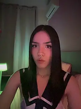 Snapshot of ShannonShanny chatting on October 4, 5:06 pm ShannonShanny online show from October 4, 5:06 pm