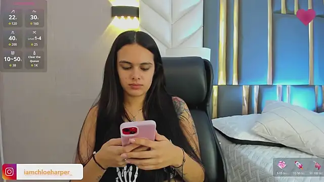 ChloeHarper  online show from August 1, 12:07 pm
