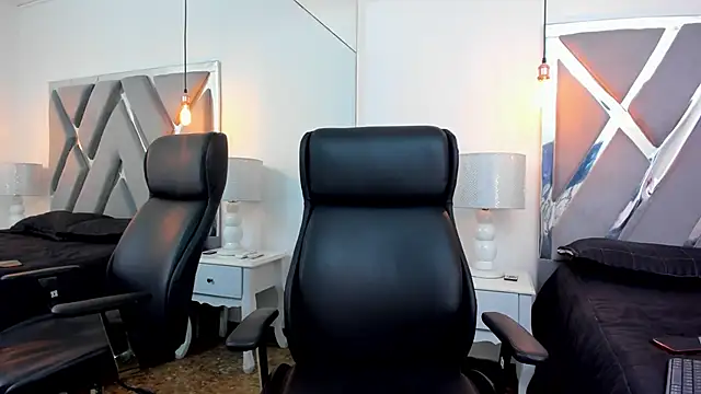 Snapshot of ChloeHarper_ chatting on September 29, 1:27 pm ChloeHarper online show from September 29, 1:27 pm