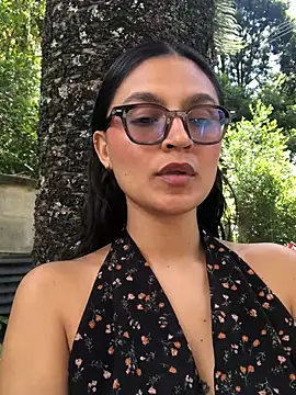 Gia Mazzon online show from June 22, 6:05 pm