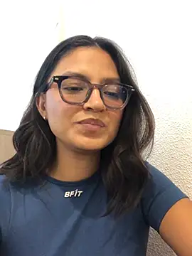 Gia Mazzon online show from July 28, 7:39 pm