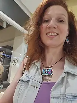 Exhibitionsplit online show from July 29, 2:39 pm