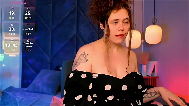 SophiePure online show from February 16, 8:30 pm