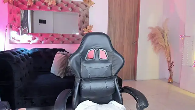 AmelyaMann online show from June 26, 1:12 pm