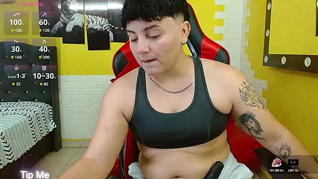 isabeautyx19 online show from October 24, 1:56 am