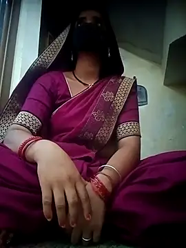 Snapshot of Mamta_Chaterjee chatting on September 27, 2:30 am Mamta Chaterjee online show from September 27, 2:30 am