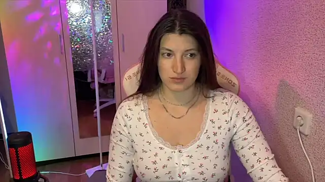 Katrin  kiss online show from January 14, 4:45 pm