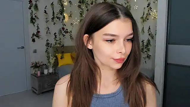 ContinentOfTranquility online show from September 27, 1:24 am