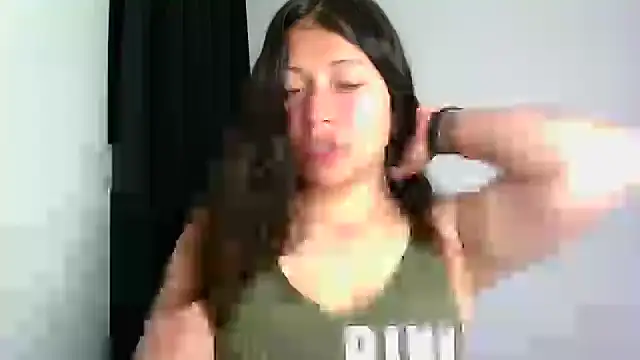 katherodriguezx online show from August 3, 12:14 am