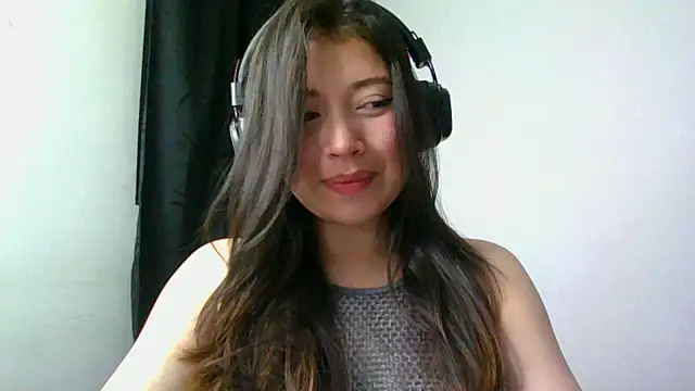 katherodriguezx online show from July 18, 1:09 am