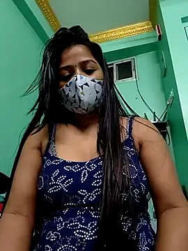 Monalisa Singh online show from November 2, 6:11 pm