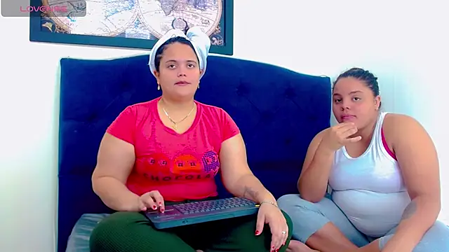 brunnette hot online show from October 30, 11:11 am