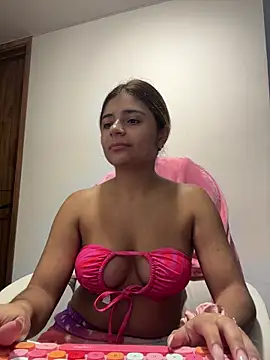 pamell col online show from February 3, 11:37 am