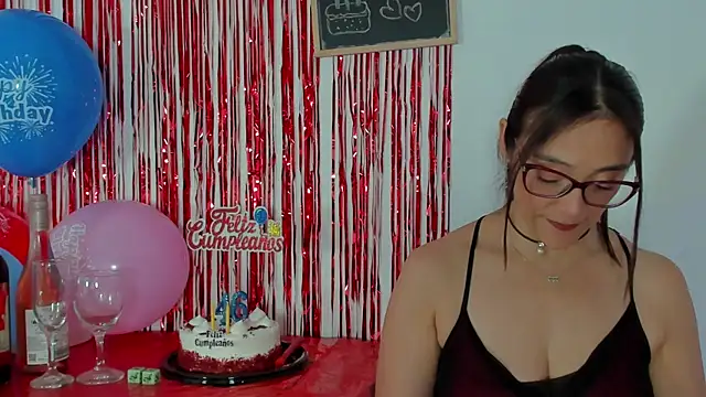 Jessica Herrera  online show from June 8, 10:53 pm