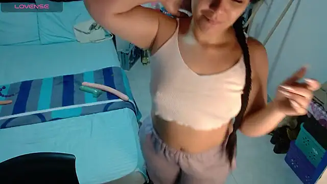 soniafuckboobs online show from July 30, 12:17 pm