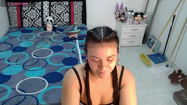 soniafuckboobs online show from March 12, 2:09 pm