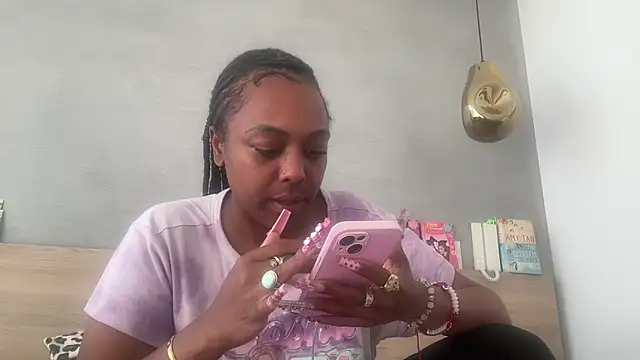 ChocolateCakeQueen online show from June 11, 2:25 pm