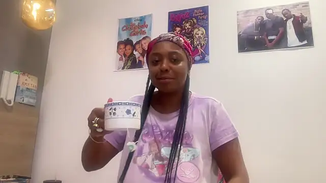 ChocolateCakeQueen online show from June 10, 11:58 pm