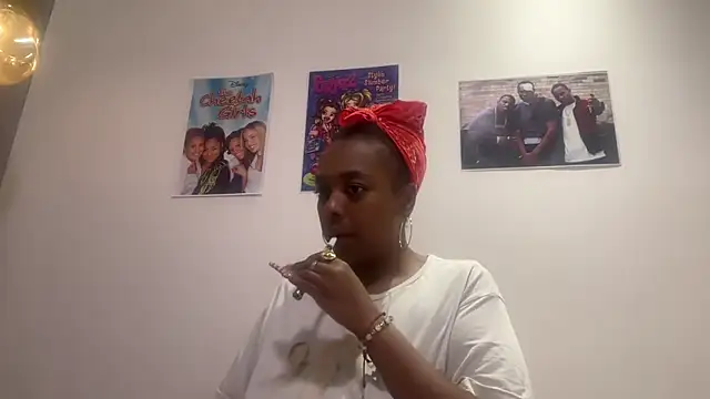 ChocolateCakeQueen online show from June 15, 12:22 am