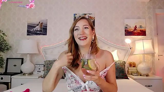IreneHope online show from June 18, 8:59 am