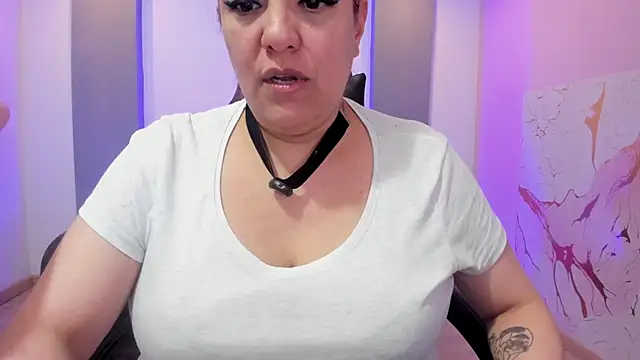 Sammy owens  online show from June 20, 12:31 pm