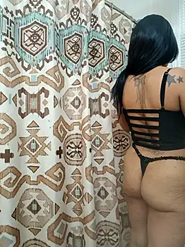 mariah2299 online show from December 3, 9:28 pm