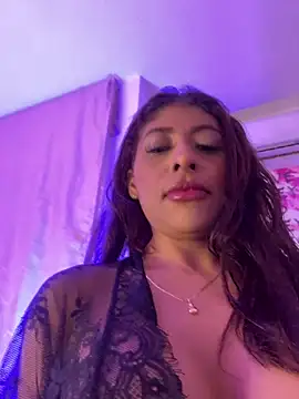 canela 10 online show from February 11, 3:20 am