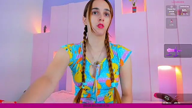 Snapshot of angelikarose1 chatting on September 26, 2:42 am angelikarose1 online show from September 26, 2:42 am