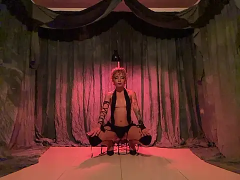 lisathommpson online show from March 15, 6:37 am