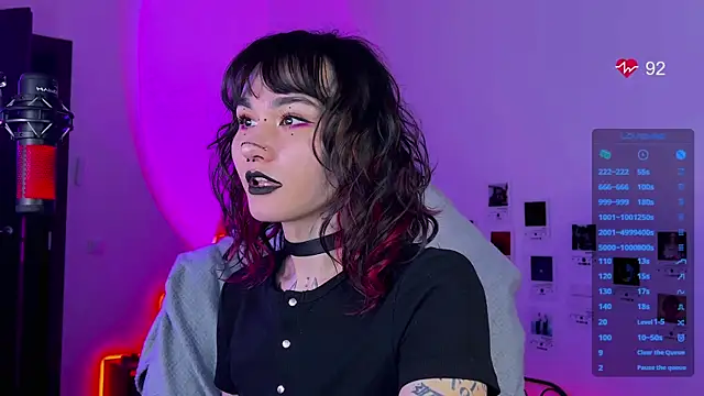 deadlysweet online show from September 9, 1:27 am