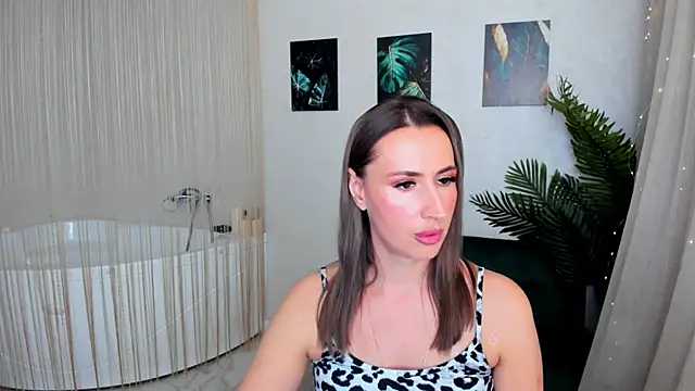 PassionGlow online show from September 28, 7:30 pm