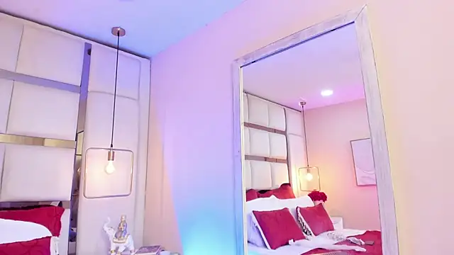 elizavenus online show from July 2, 1:28 pm