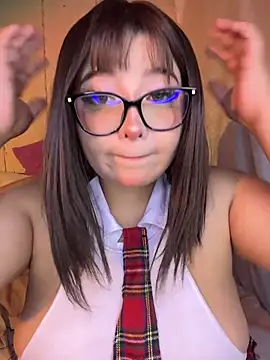 CharlotteMillers online show from June 14, 12:27 pm