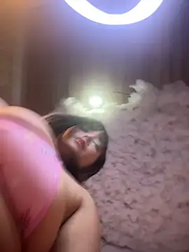 CharlotteMillers online show from July 26, 11:29 am