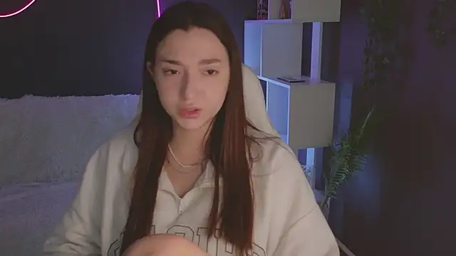 YasmineWest online show from October 2, 1:54 am