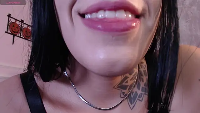 Snapshot of cattleya_jensen_ chatting on October 14, 1:35 pm cattleya jensen online show from October 14, 1:35 pm
