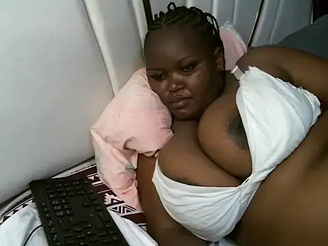 Brizzy dee online show from December 15, 1:22 am